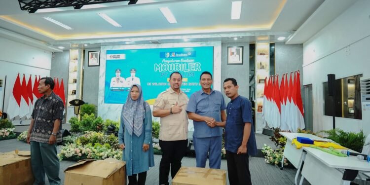 Pemkab Batubara dan PT INALUM Salurkan Bantuan Mobiler Sekolah