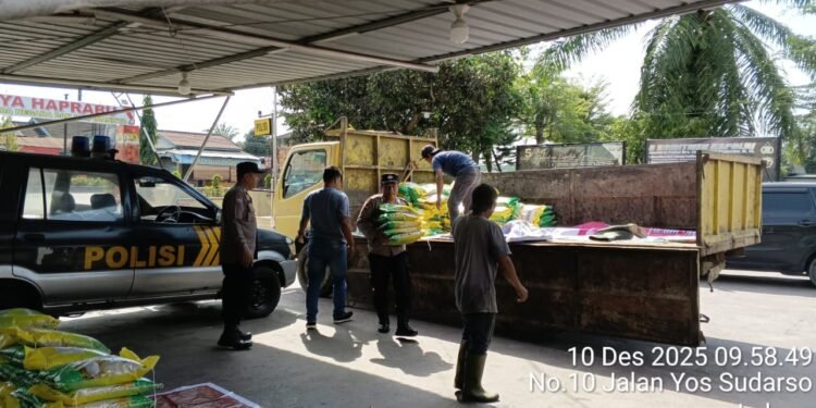 Polsek Tebing Tinggi Gelar Gerakan Pangan Murah untuk Stabilkan Harga Beras