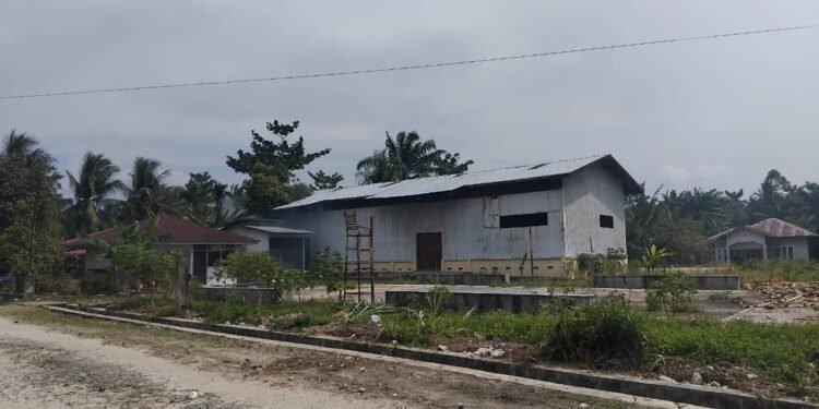 Kilang Padi Rp1,3 Miliar di Desa Air Hitam Mangkrak