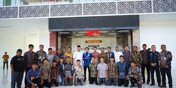 Bupati Batu Bara Lepas Batu Bara United ke Liga IV Piala Gubernur Sumut, Targetkan Prestasi Terbaik