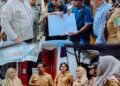 Bupati Baharuddin Tinjau Layanan Bapenda di Desa Bogak, Program Berlayar Permudah Pembayaran Pajak Daerah