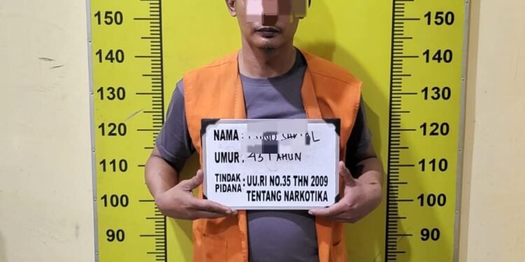 Dapat Info Warga, Polisi Langsung Gas! Pria di Deli Serdang Kepergok Simpan Setengah Kilo Sabu