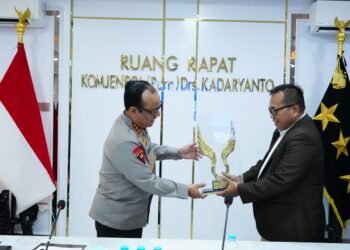 Transformasi Polri Makin Diakui! Wakapolri Terima Penghargaan dari Unissula