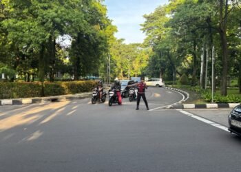 Ditsamapta Korsabhara Baharkam Polri Atur Lalu Lintas di Depok, Arus Akhir Pekan Tetap Lancar