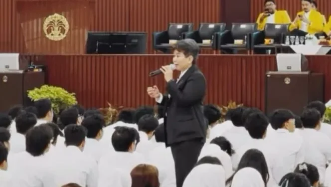 Direktur Utama INALUM Bekali Mahasiswa UI dengan Wawasan Kebangsaan dan Kepemimpinan