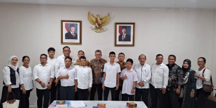Gubsu Bobby Nasution Apresiasi 11 Atlet Disabilitas dan Pengurus SOIna Sumut Jelang Pesonas 2026 di NTT